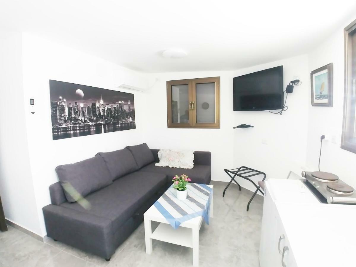 Carmela House Apartment Arad Exterior foto